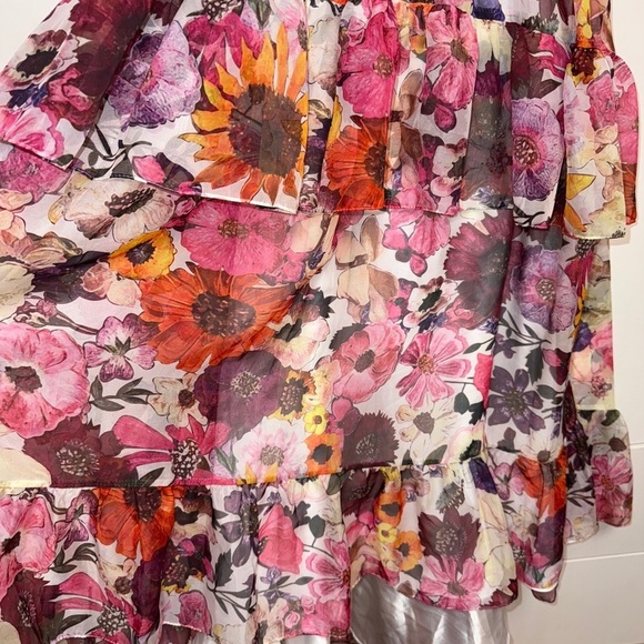 NWT | Mac Duggal 56048 White Multi Ruffle Tiered Floral Chiffon Dress Size 4 - Picture 12 of 16